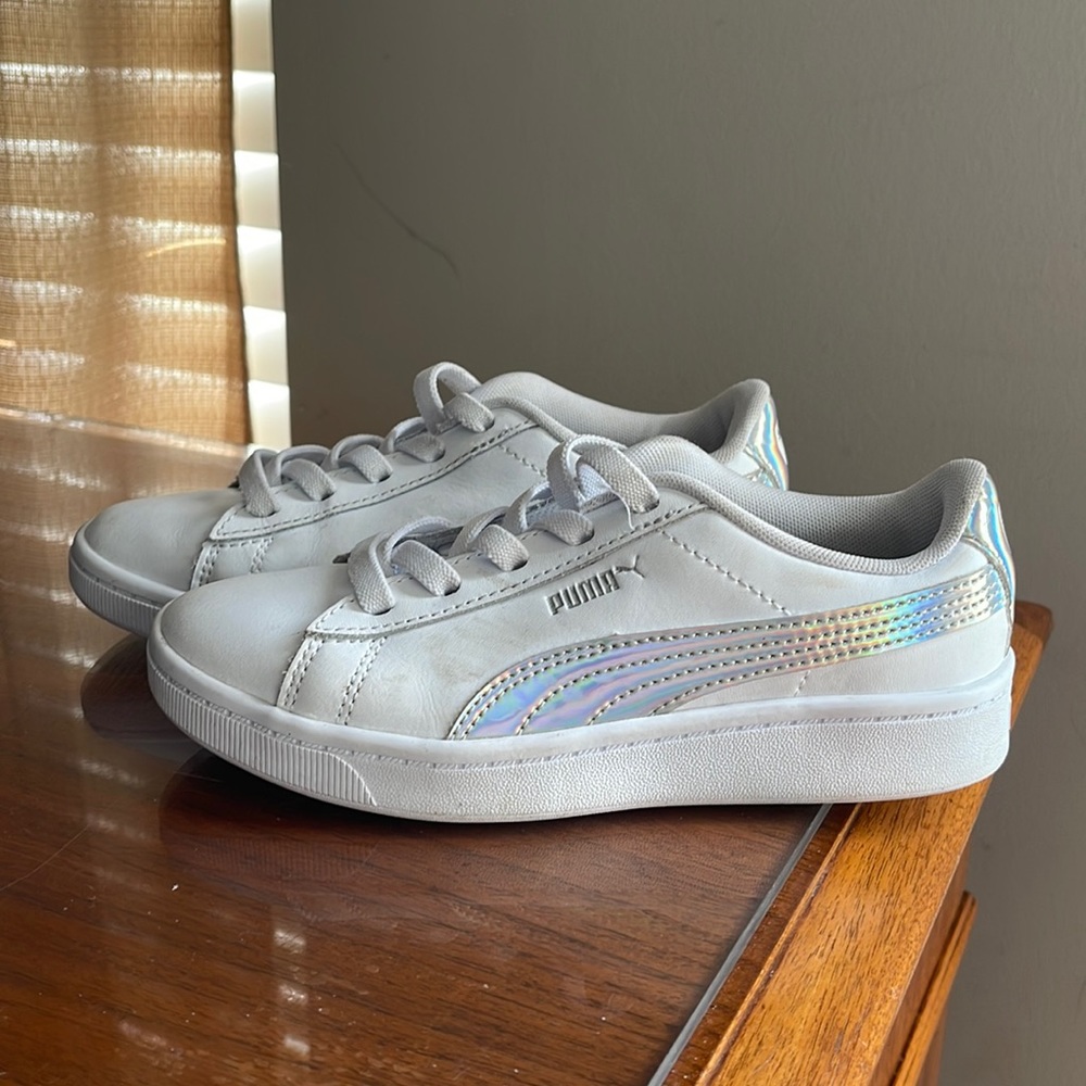White and silver metallic puma sneakers for kids